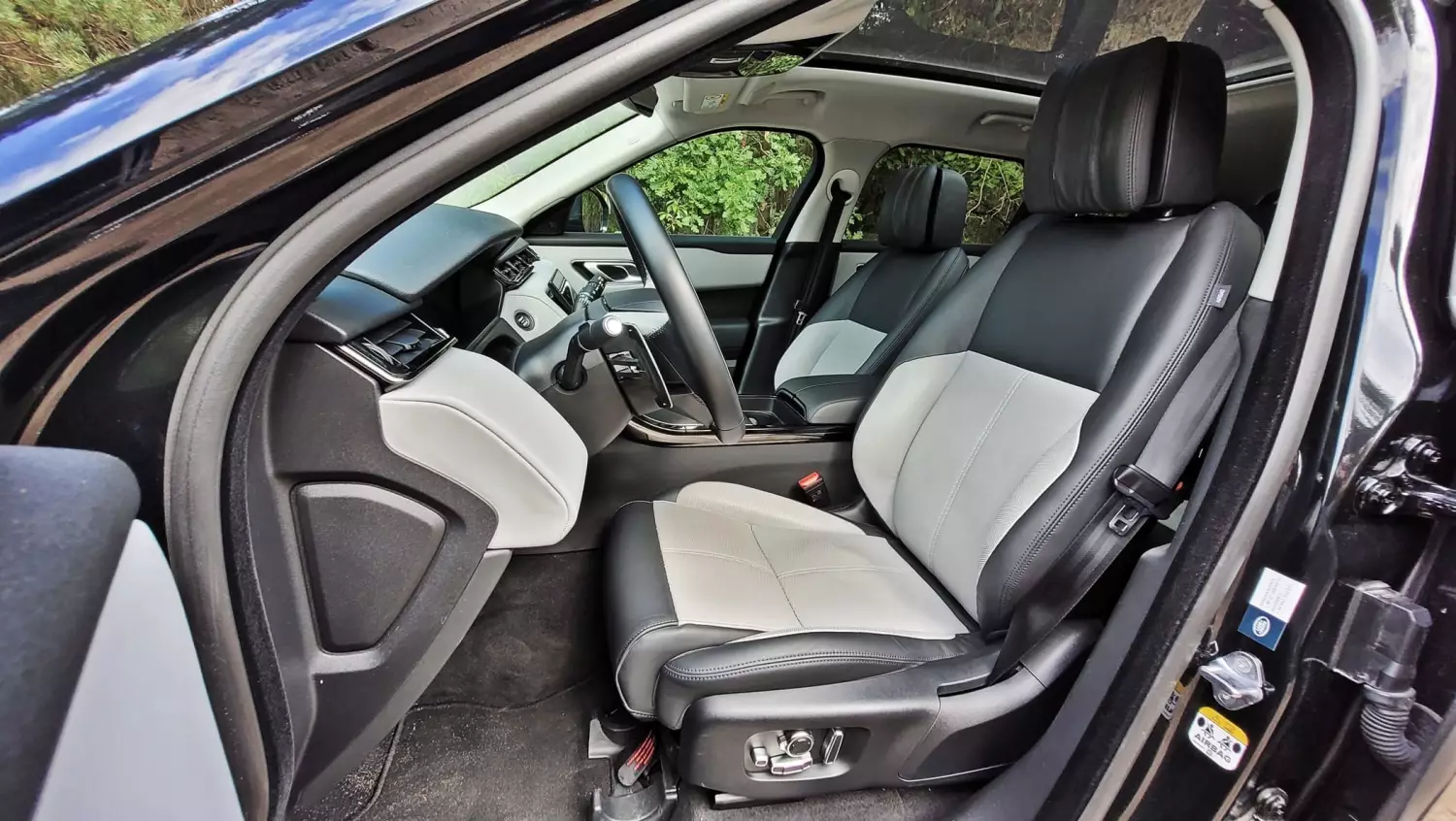 Range Rover Velar P400