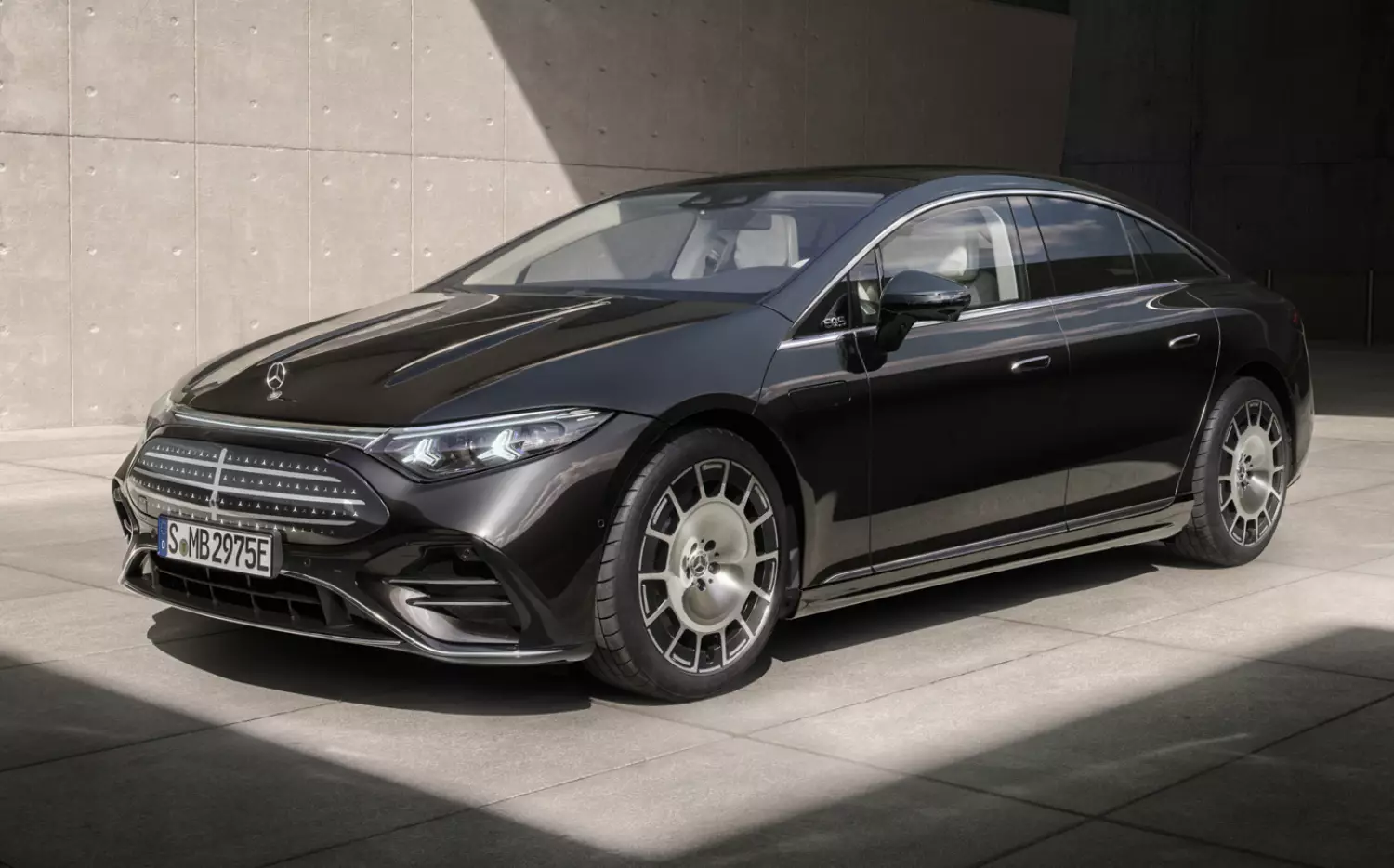 Mercedes EQS