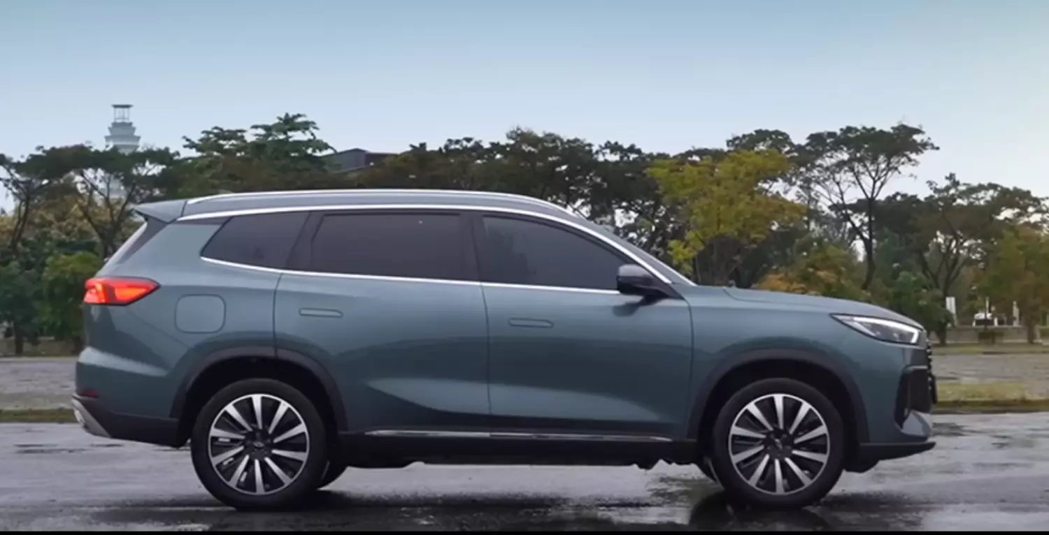 Chery Tiggo 8