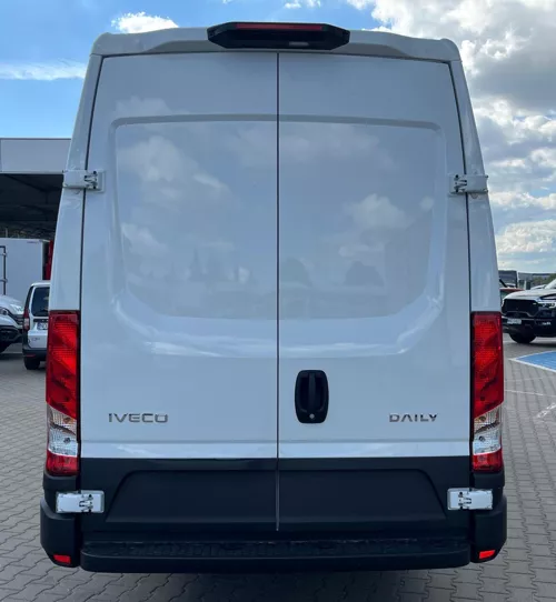 IVECO Daily - zdjęcie 19