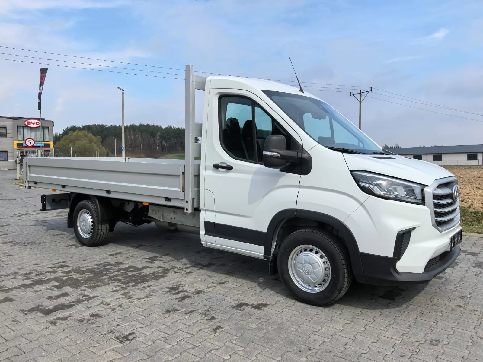 Nowy MAXUS Deliver 9 Deliver 9 L3 Chassis Cab 150 KM