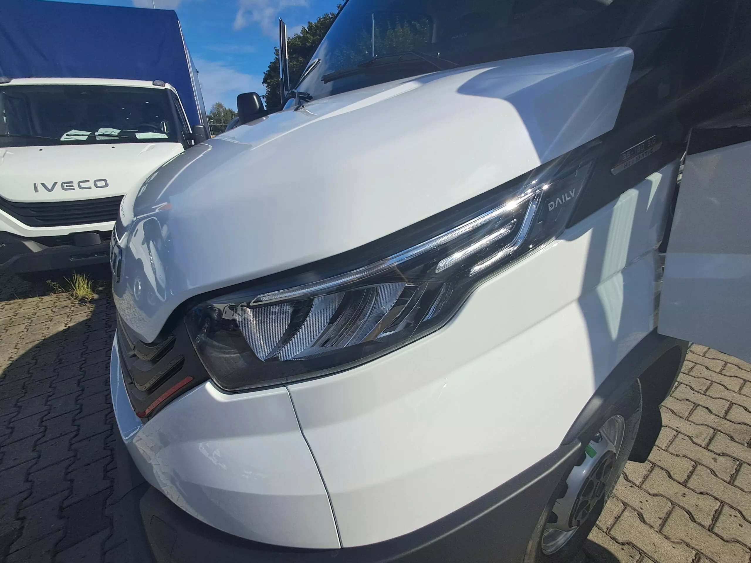 IVECO Daily - zdjęcie 14