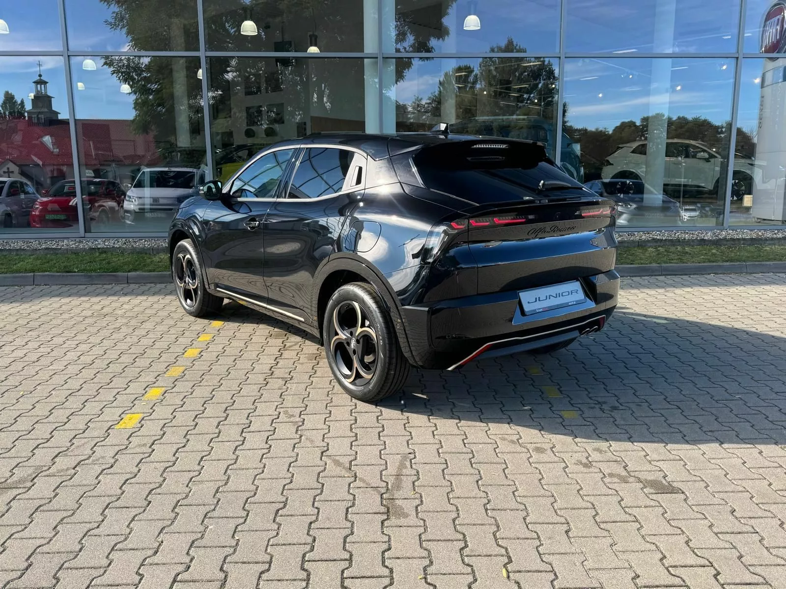 ALFA ROMEO Junior - zdjęcie 11