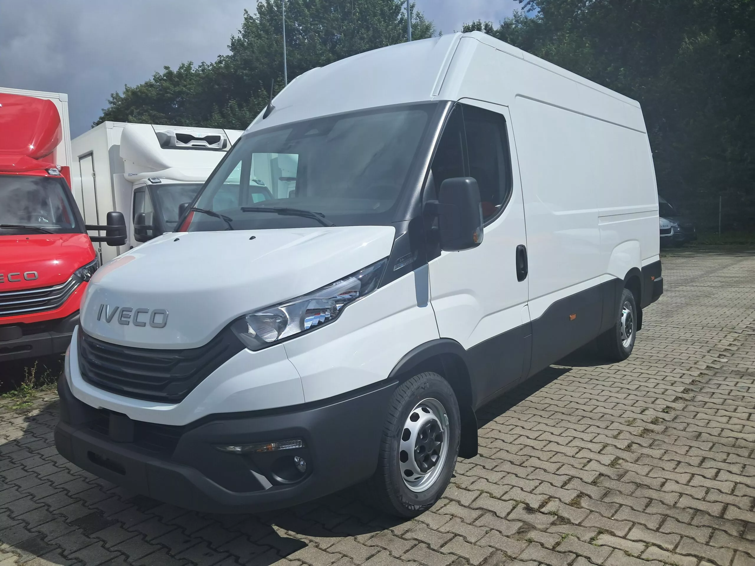 IVECO Daily - zdjęcie 9