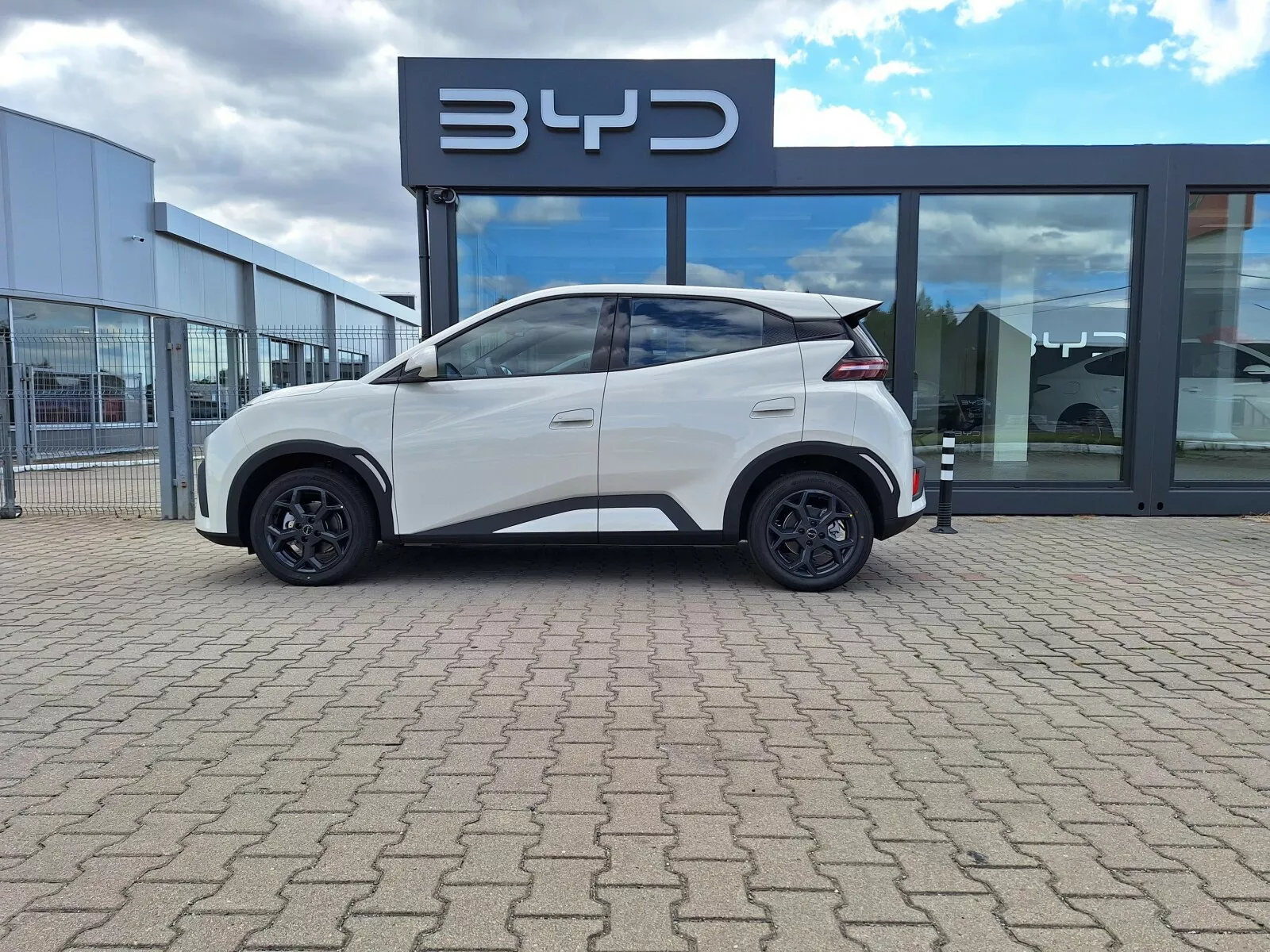 BYD Dolphin Surf - zdjęcie 10