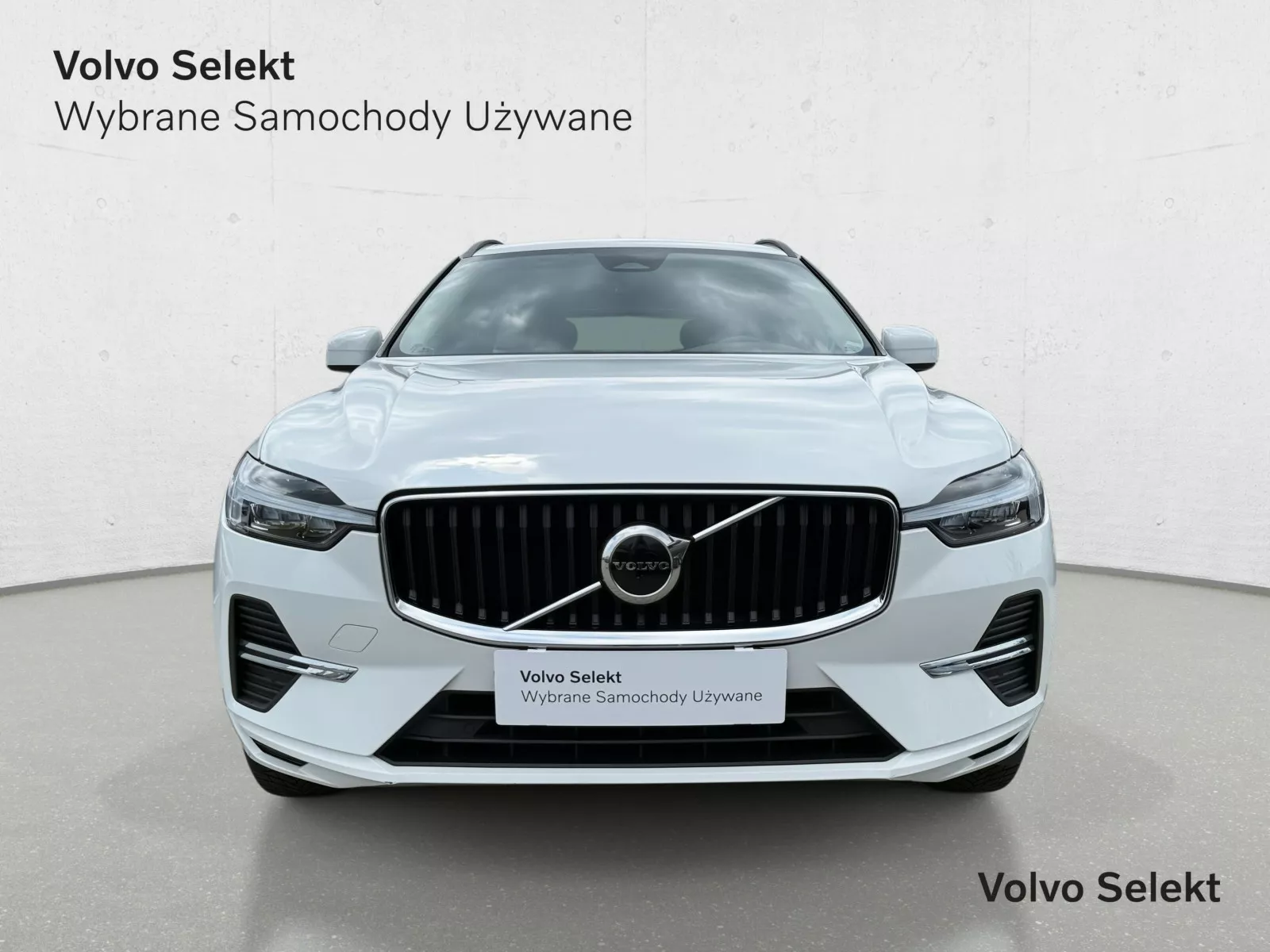 Używany VOLVO XC60 XC60 B4 B Momentum Pro aut 197 KM