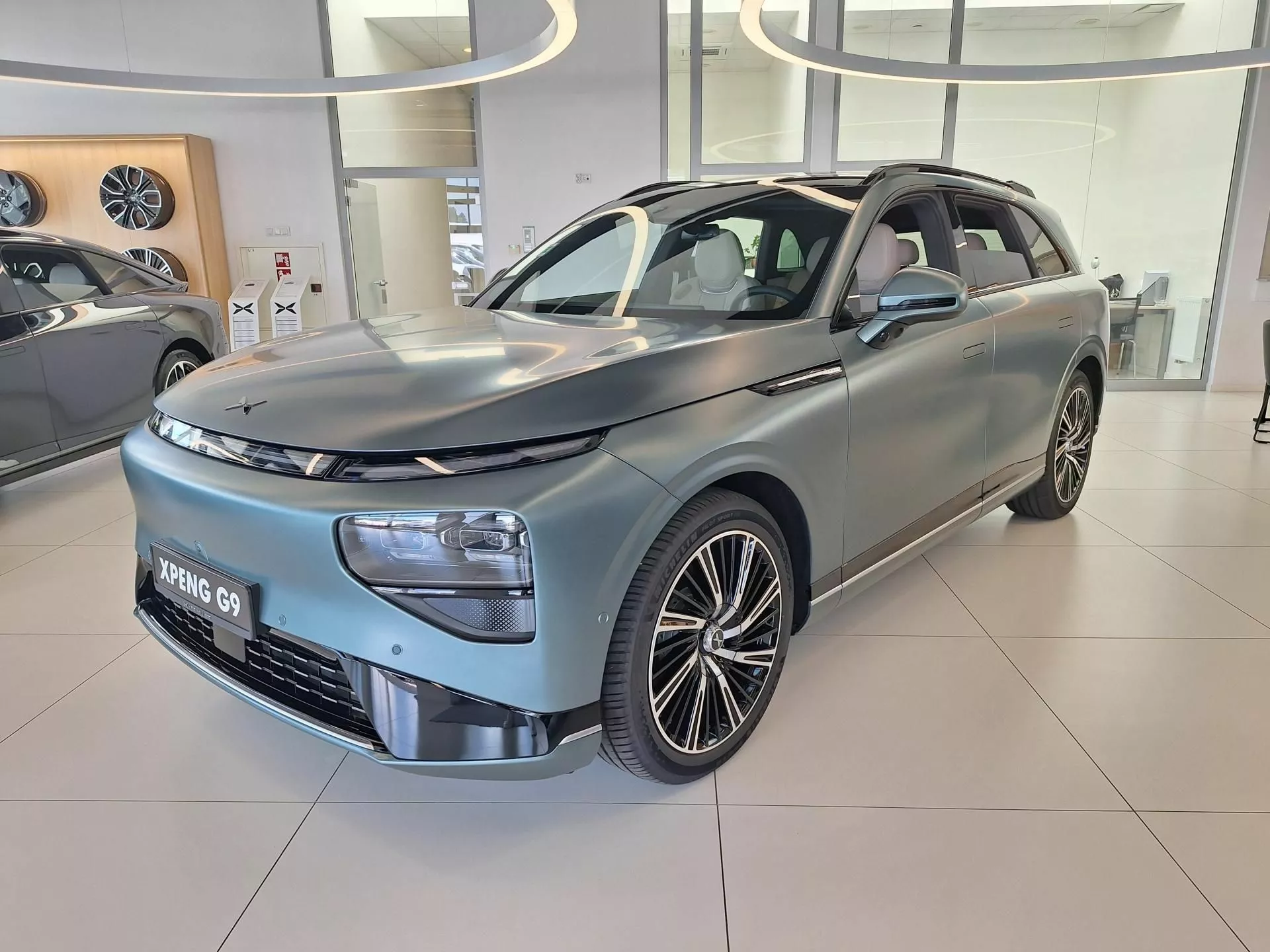 Nowy XPENG G9 G9 94.6 kWh AWD Performance 575 KM