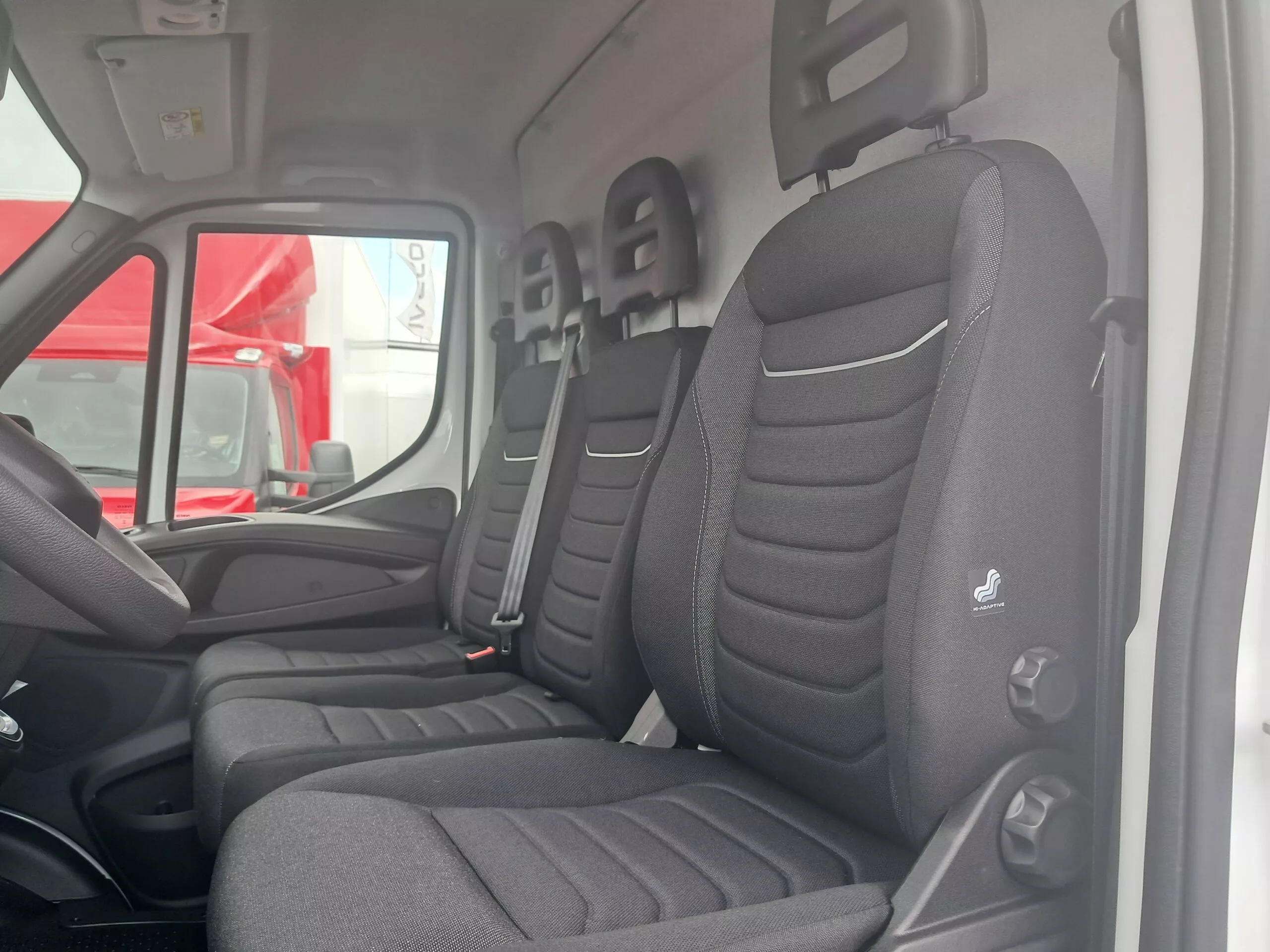 IVECO Daily - zdjęcie 27