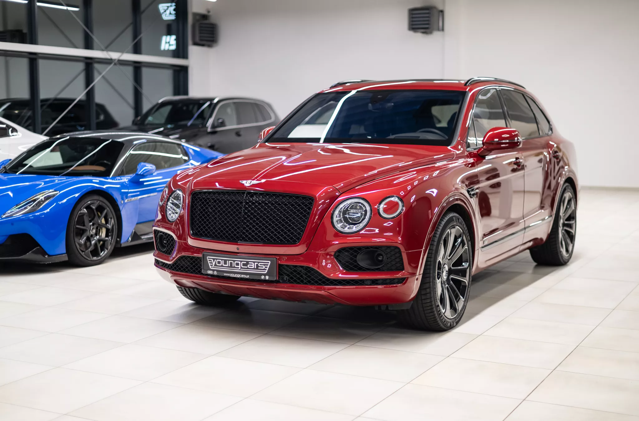 Używany BENTLEY Bentayga Bentayga W12 First Edition 608 KM