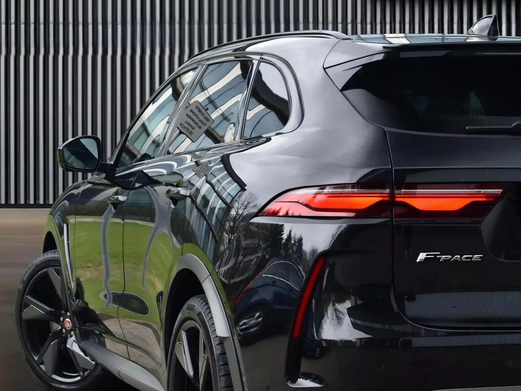 Używany JAGUAR F-Pace F-Pace 5.0 V8 S/C AWD SVR 550 KM