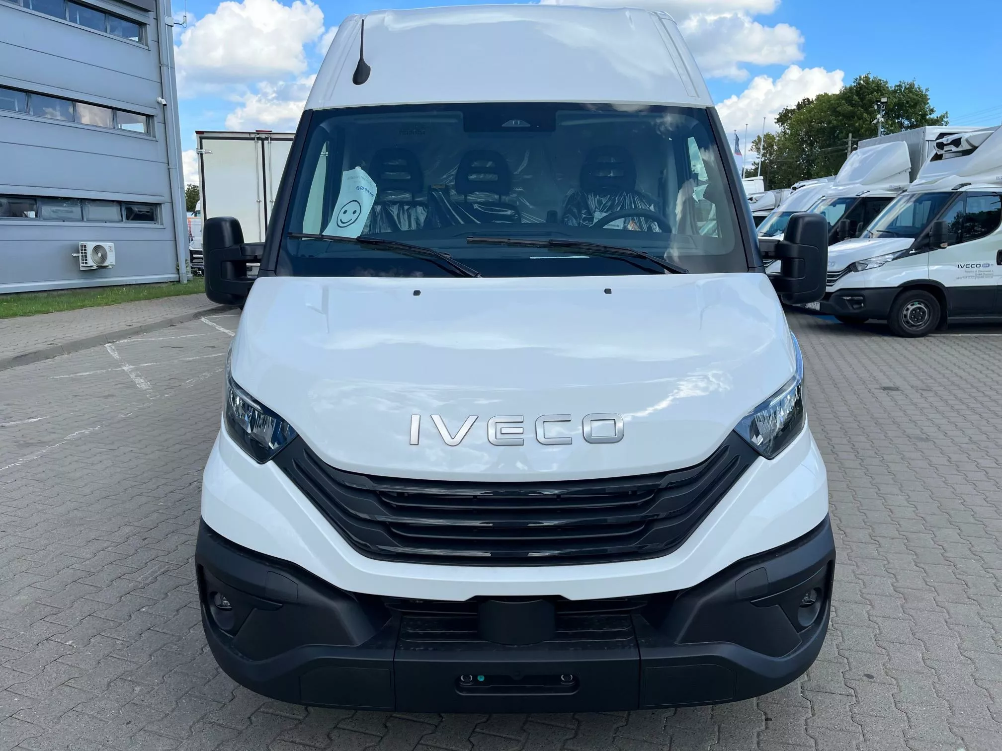 IVECO Daily - zdjęcie 11