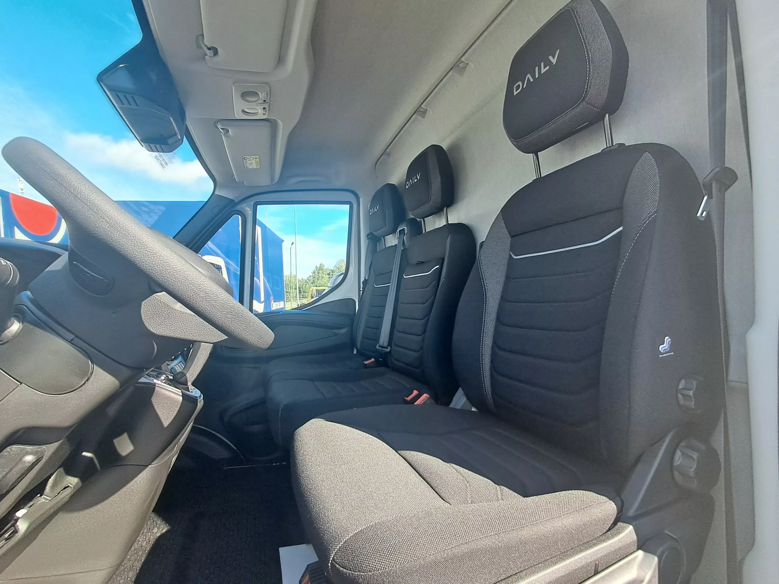 IVECO Daily - zdjęcie 16