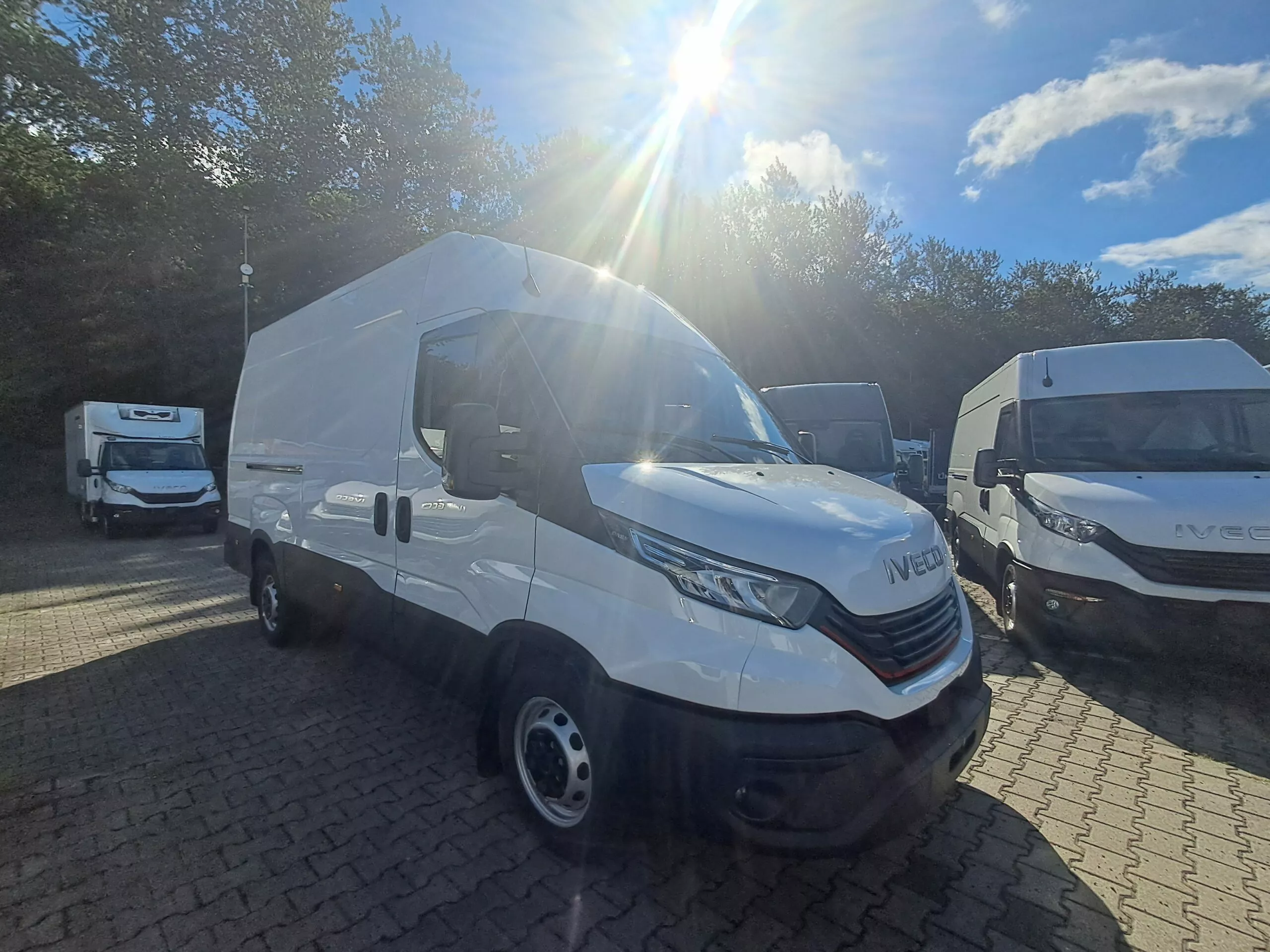 IVECO Daily - zdjęcie 18