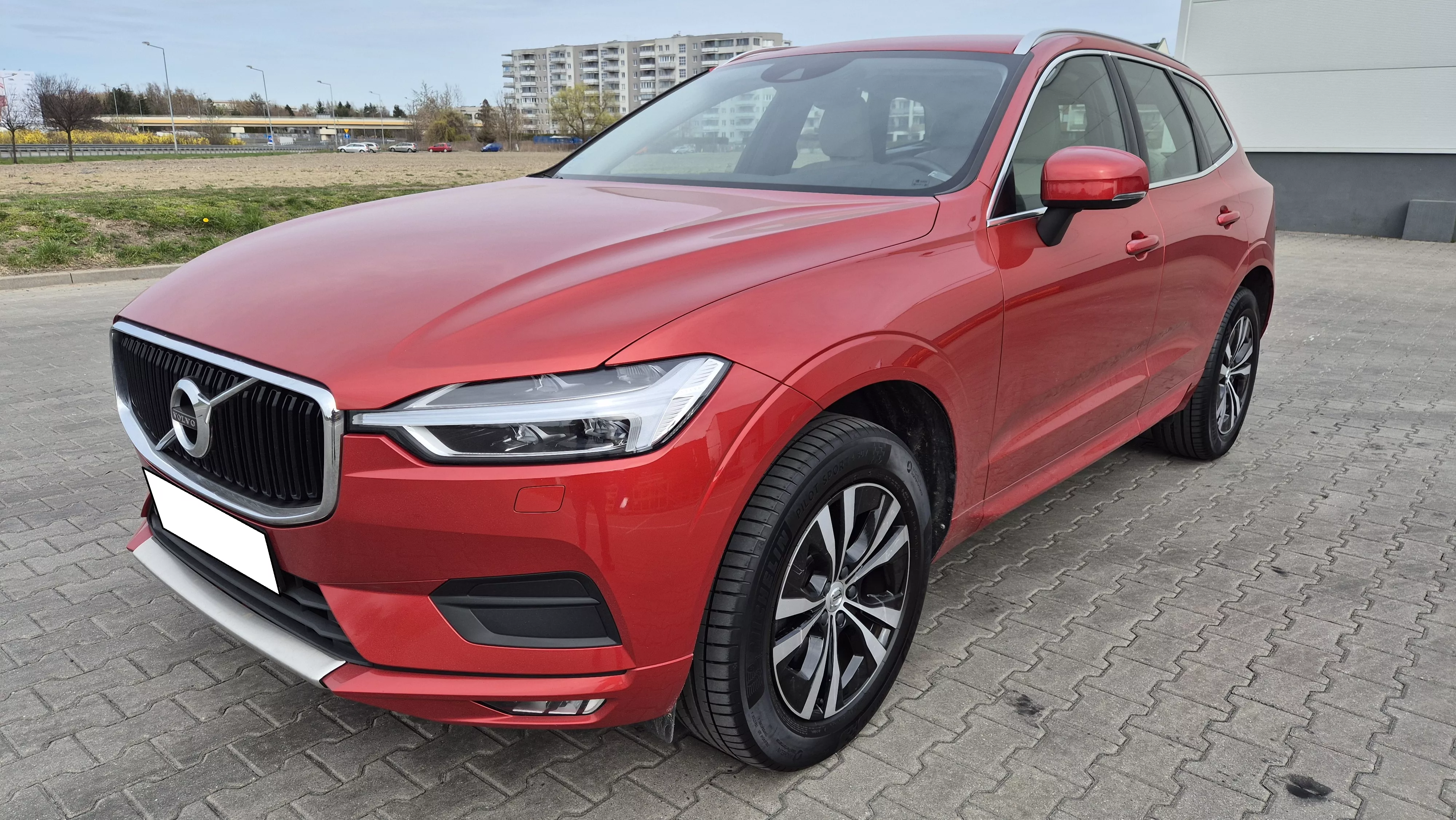 Używany VOLVO XC60 XC60 T4 Momentum Pro aut 190 KM